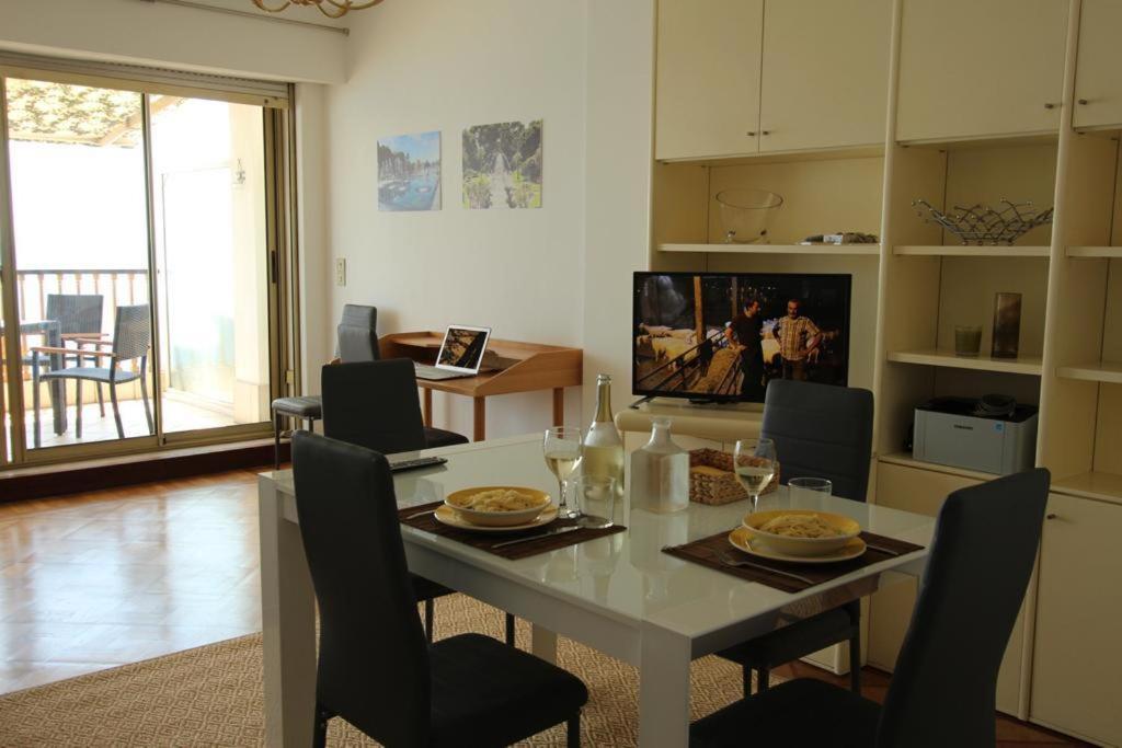 Appartement Front De Mer - Promenade Des Anglais Ницца Экстерьер фото