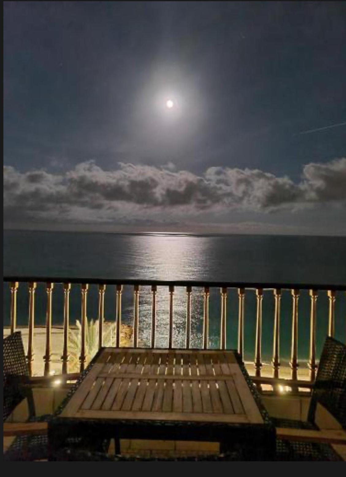 Appartement Front De Mer - Promenade Des Anglais Ницца Экстерьер фото